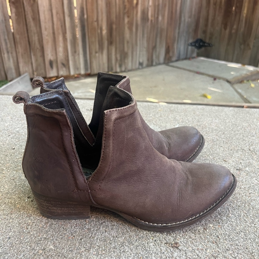 DIBA True Stop By brown leather booties Size 8